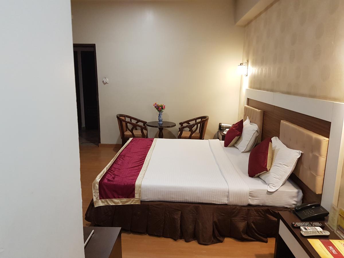 Hotel Sitara Residency Hyderabad Eksteriør billede