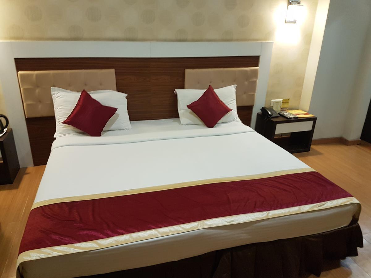 Hotel Sitara Residency Hyderabad Eksteriør billede
