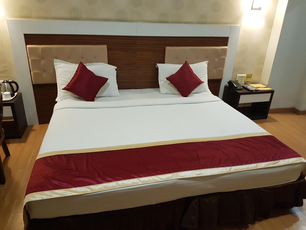 Hotel Sitara Residency Hyderabad Eksteriør billede